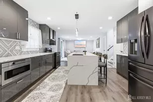 6 Whitewood Rd, Edison, NJ 08820 - Photo 10