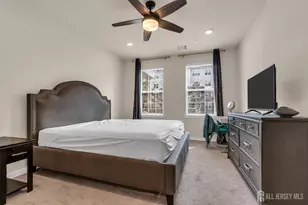 112 Lorhan Dr, Piscataway Township, NJ 08854 - Photo 10