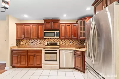 19 John Paul Jones Drive #B, Monroe Township, NJ 08831 - Photo 8