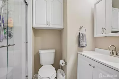 37 Upperbrook Court, Sayreville, NJ 08859 - Photo 32