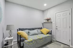 37 Upperbrook Ct, Sayreville, NJ 08859 - Photo 26