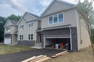 10 Delar Pkwy, Franklin Township, NJ 08823 - Photo 2