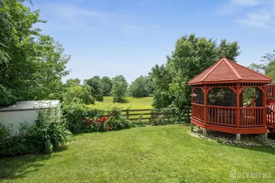 [Address not provided], Piscataway Township, NJ 08854 - Photo 14