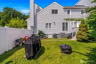 76 Woodland Dr, Keyport, NJ 07735 - Photo 6