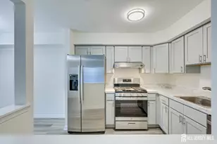 1223 Waterford Dr, Edison, NJ 08817 - Photo 6