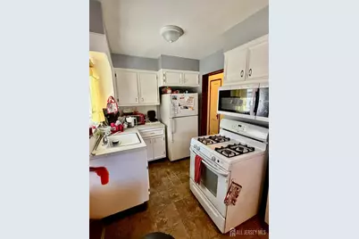 624 Chandler Avenue, Roselle, NJ 07203 - Photo 10