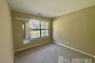 93 Longfield Ct, East Brunswick Township, NJ 08816 - Photo 8