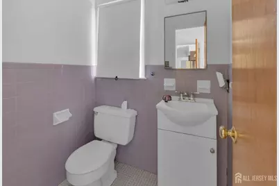 18 Foley Avenue, Edison, NJ 08820 - Photo 2
