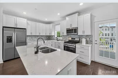 1810 Swales Court, Monroe Township, NJ 08831 - Photo 12