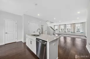 1810 Swales Ct, Monroe Township, NJ 08831 - Photo 14