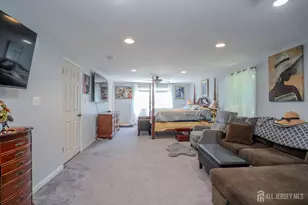 16 Neptune Ct, Franklin Township, NJ 08873 - Photo 28