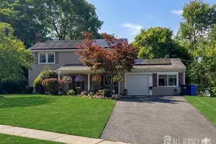 16 Neptune Ct, Franklin Township, NJ 08873 - Photo 1