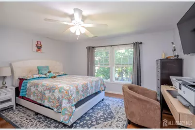16 Neptune Court, Franklin Township, NJ 08873 - Photo 36