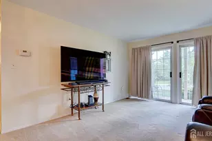 124 Concordia Cir, Monroe Township, NJ 08831 - Photo 8