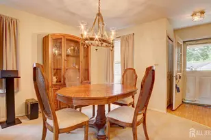 124 Concordia Cir, Monroe Township, NJ 08831 - Photo 4