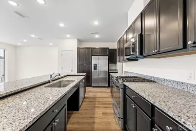 86 Depot Way, Dunellen, NJ 08812 - Photo 8