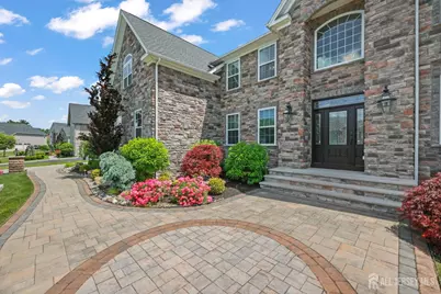 9 Gatarz Court, East Brunswick Township, NJ 08816 - Photo 8