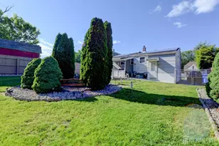 57 E William St, Fords, NJ 08863 - Photo 6
