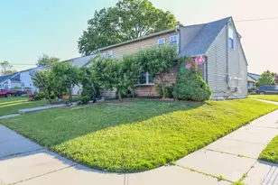 73 Daniel St, Carteret, NJ 07008 - Photo 2