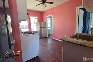 62 Georges Rd, New Brunswick, NJ 08901 - Photo 2