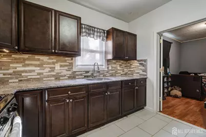 409 Ogden Place, Perth Amboy, NJ 08861 - Photo 16