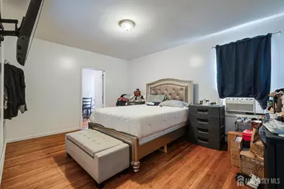 409 Ogden Place, Perth Amboy, NJ 08861 - Photo 20
