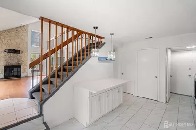516 Westgate Drive, Edison, NJ 08820 - Photo 14