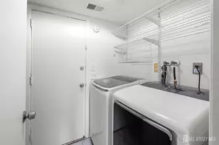 516 Westgate Dr, Edison, NJ 08820 - Photo 28