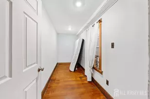 88 Woodbridge Ave, Sewaren, NJ 07077 - Photo 12