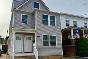 273 Oak St, Perth Amboy, NJ 08861 - Photo 2