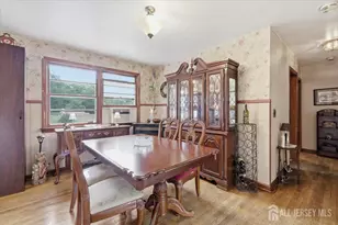 33 Ellison Rd, Franklin Township, NJ 08873 - Photo 6