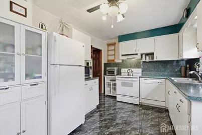 33 Ellison Road, Franklin Township, NJ 08873 - Photo 10