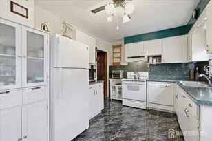 33 Ellison Rd, Franklin Township, NJ 08873 - Photo 10