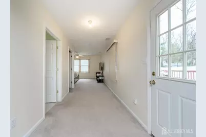 20 Hollywood Drive, Woodbridge Township, NJ 07095 - Photo 8