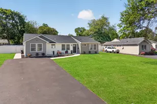 19 Springdale Rd, South Brunswick Township, NJ 08824 - Photo 2