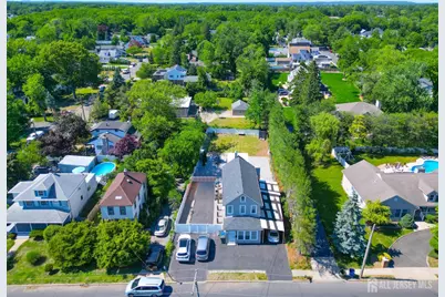 377 W Park Avenue W, Oakhurst, NJ 07755 - Photo 12