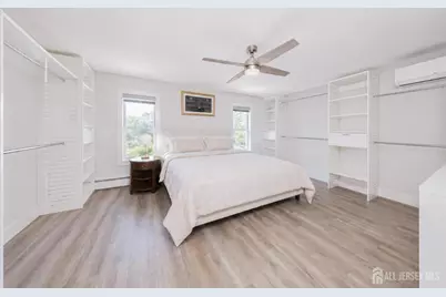 377 W Park Avenue W, Oakhurst, NJ 07755 - Photo 26