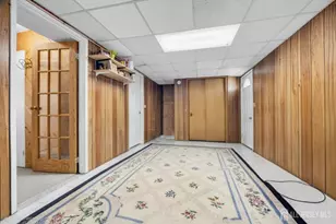 800 May Ave, Perth Amboy, NJ 08861 - Photo 10