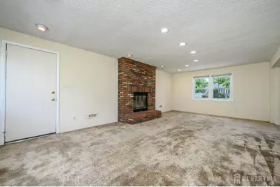 31 Starlit Drive, Middlesex, NJ 08846 - Photo 6