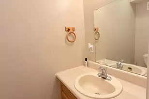 14 Somerset St, Carteret, NJ 07008 - Photo 10