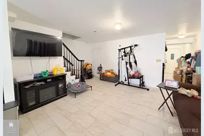 14 Somerset Street, Carteret, NJ 07008 - Photo 2