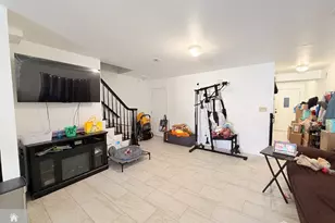 14 Somerset St, Carteret, NJ 07008 - Photo 2