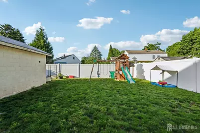 608 Decatur Avenue, Middlesex, NJ 08846 - Photo 34