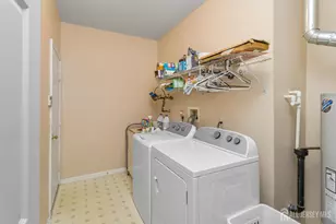 23 Stonewyck Pl, Monroe Township, NJ 08831 - Photo 22