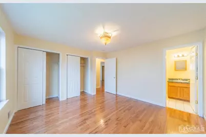 44 N Whittier Street N, Carteret, NJ 07008 - Photo 12