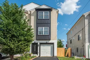 42 Roosevelt St, New Brunswick, NJ 08901 - Photo 2