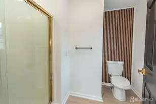 42 Roosevelt St, New Brunswick, NJ 08901 - Photo 20