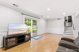 5 McKinley St, Edison, NJ 08820 - Photo 10