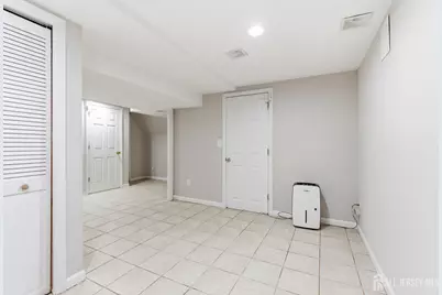 5 McKinley Street, Edison, NJ 08820 - Photo 28