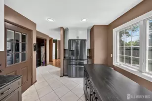 30 Rosewood Rd, Edison, NJ 08817 - Photo 16